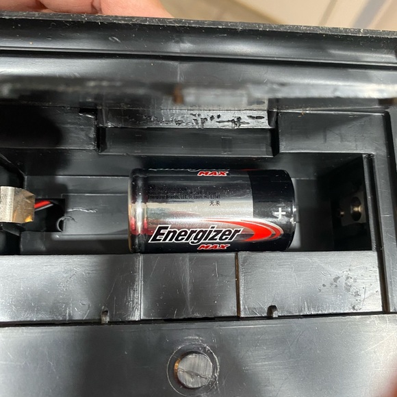 Vintage 1993 Santa’s Workshop Lighted Musical by Holiday Creations - Picture 7 of 14